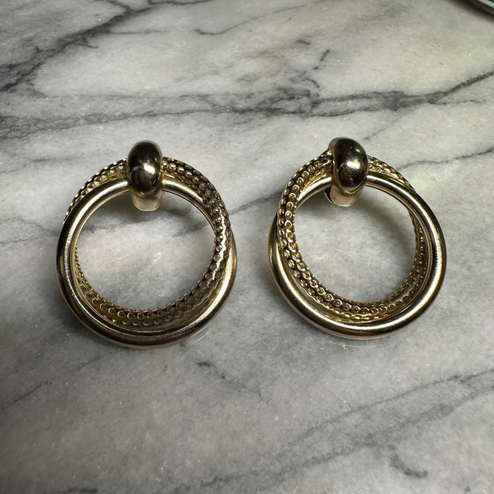 Gold studs hoop earrings